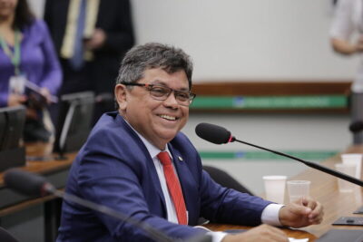 Em artigo, Márcio Jerry alerta: “O passado derrotado pelo povo não pode ressuscitar…”