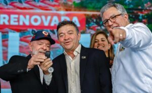 Coluna Aparte