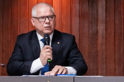Justiça determina afastamento do presidente do INSS