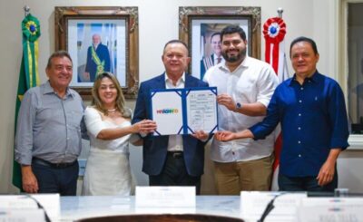 Governador assina ordem de serviço para revitalização de 10 aeroportos do estado