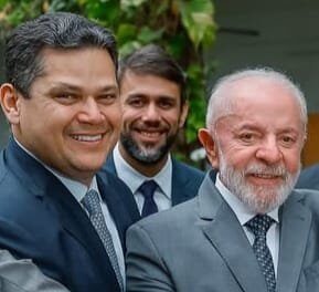 Lula indica que Pedro Lucas deve substituir Juscelino em ministério: ‘União Brasil tem o direito de indicar o sucessor’