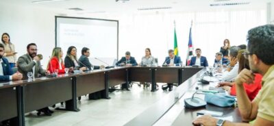 Governo estadual apresenta avaliação de metas fiscais à Assembleia