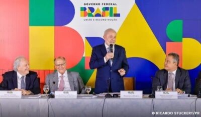 Lula diz que prioridade de seu governo em 2025 será baratear alimentos