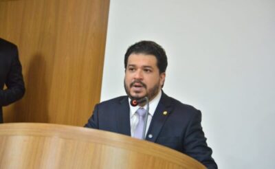Dr. Joel anuncia projeto que cria calendário de IPTU em braille