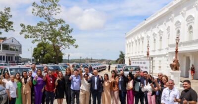 Governo entrega 18 novos veículos e renova frota das Unidades Regionais de Saúde (URS)