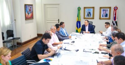 Governador Carlos Brandão reforça agenda municipalista com prefeitos de 10 cidades maranhenses