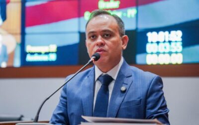 Catulé Júnior destaca articulação para convênio entre governo e Prefeitura de Aldeias Altas