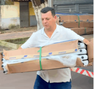 Prefeito Deyvison do Posto entrega novas camas hospitalares ao Hospital Municipal Nossa Senhora da Vitória em Mirinzal