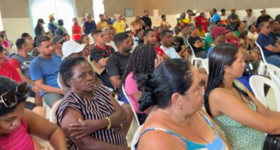 Vendedores ambulantes e profissionais da limpeza de Bacabal são contemplados com cestas básicas no Domingo de Páscoa