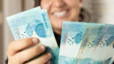 Orçamento do governo Lula aumenta em mais de 100 reais o salário mínimo
