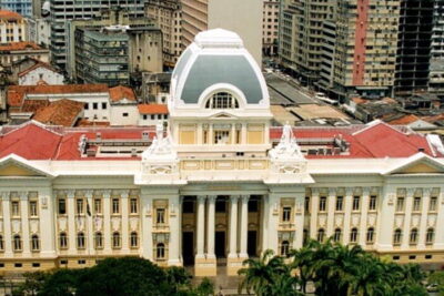 Vixe, seguindo o TJMA!!! TJ de Pernambuco prevê R$ 1,5 milhão para comprar iPhone a juízes