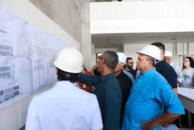 Governador Carlos Brandão realiza vistoria técnica ao Complexo de Ciências da Saúde da Uema, em São Luís