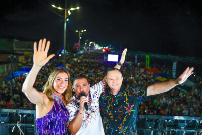 Milhares de foliões lotam a Litorânea no quinto dia de folia, com Xand Avião, Jonas Esticado e artistas locais