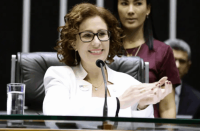 Defesa de Zambelli vai pedir prisão domiciliar